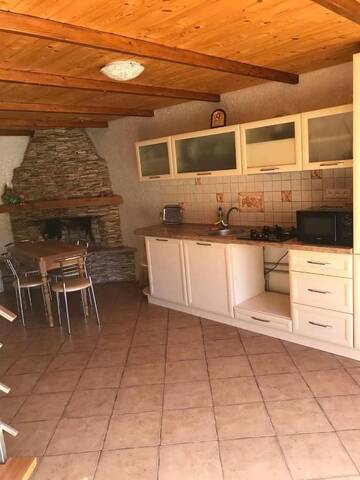 Фото номера Шале с двумя спальнями Шале Vacation home г. Yabluniv 46