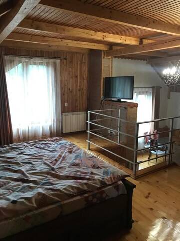 Фото номера Шале с двумя спальнями Шале Vacation home г. Yabluniv 19